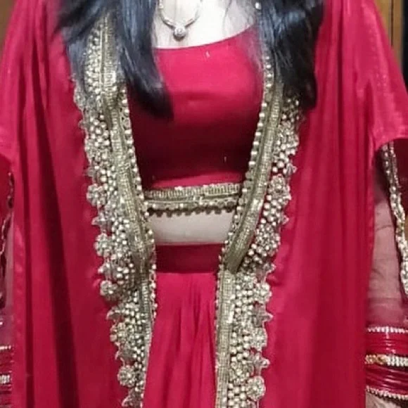 Light Weight  Designer wedding Lehenga - Picture 2 of 2